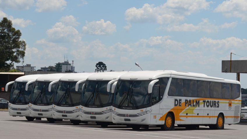 Volvo e Marcopolo entregam seis novos ônibus no Caribe